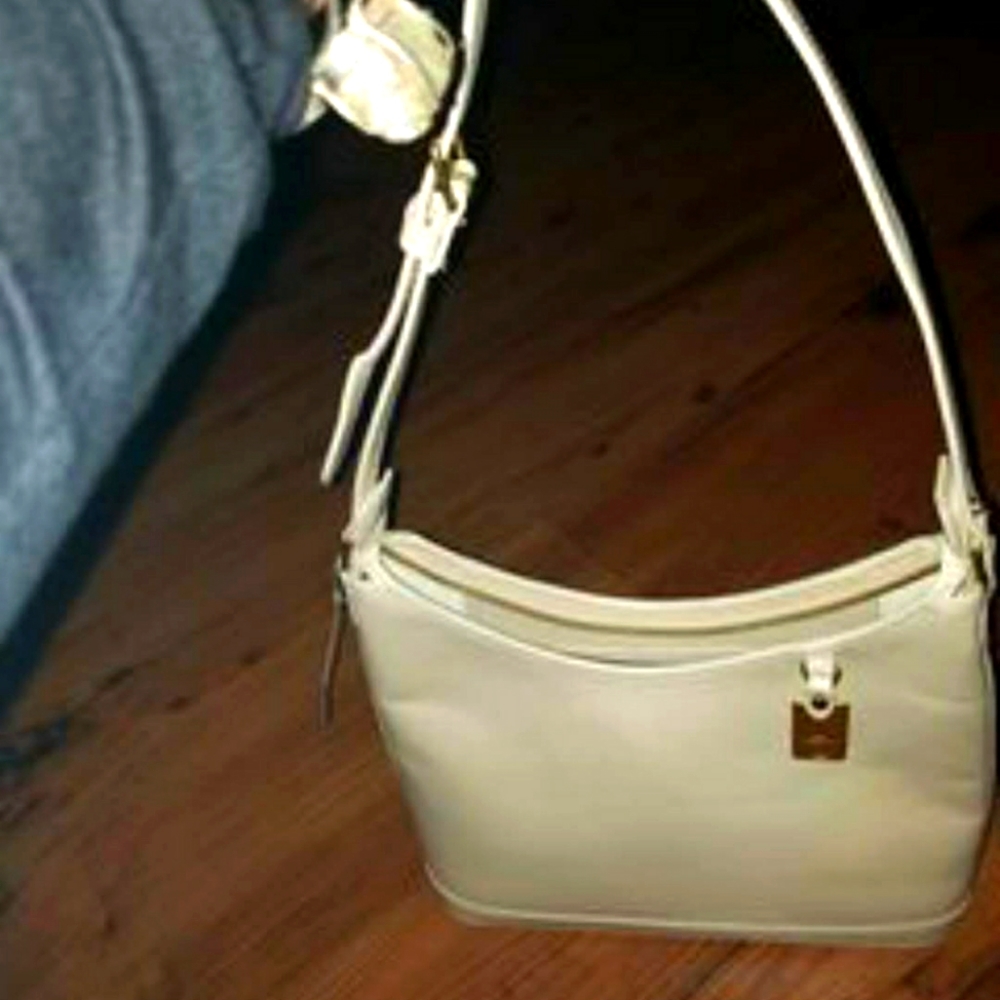 Dooney & Bourke